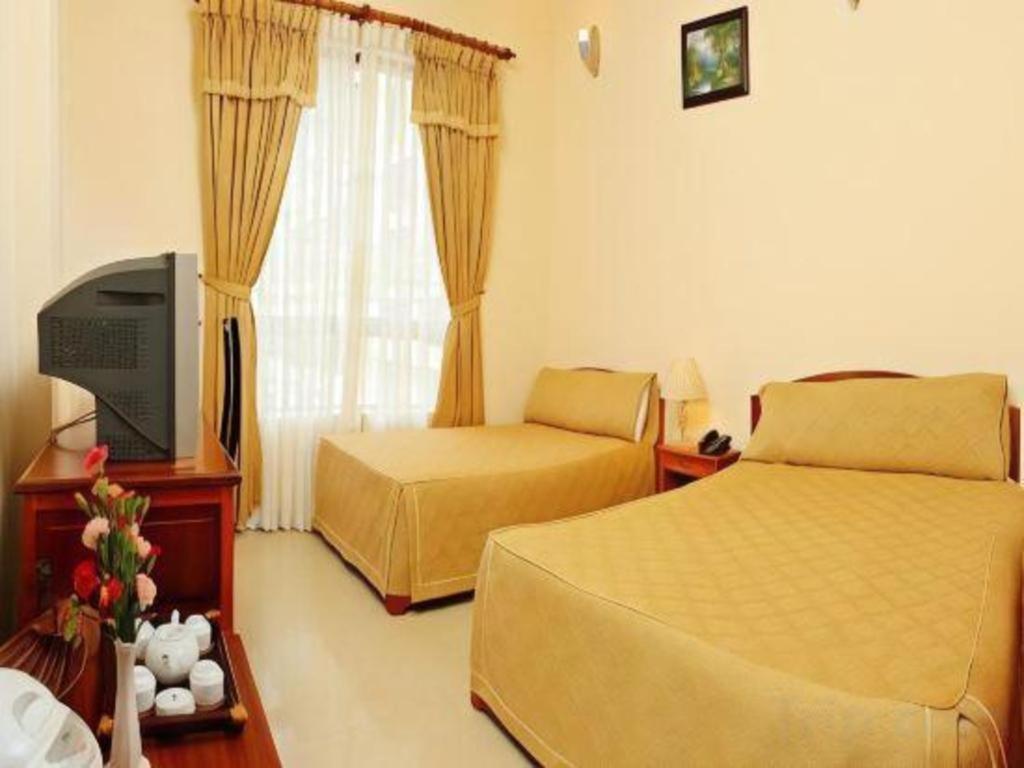 Gold Night Hotel Da Lat Zewnętrze zdjęcie