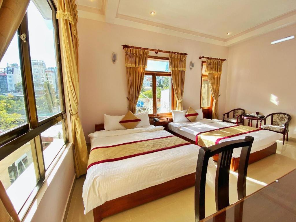 Gold Night Hotel Da Lat Zewnętrze zdjęcie