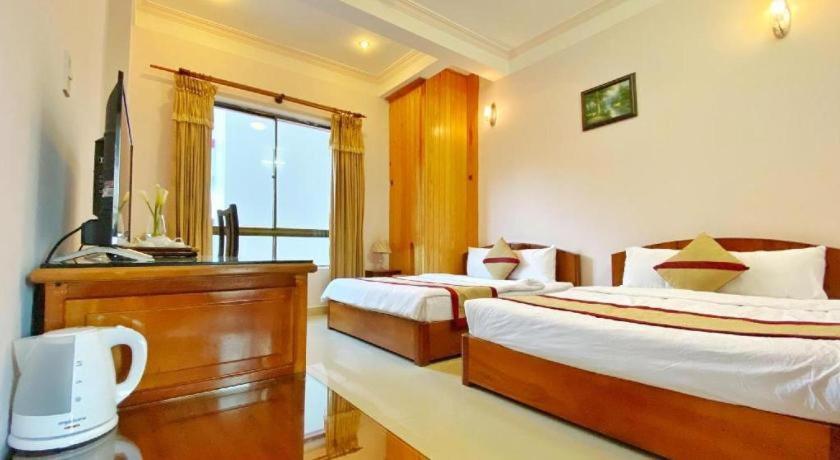 Gold Night Hotel Da Lat Zewnętrze zdjęcie