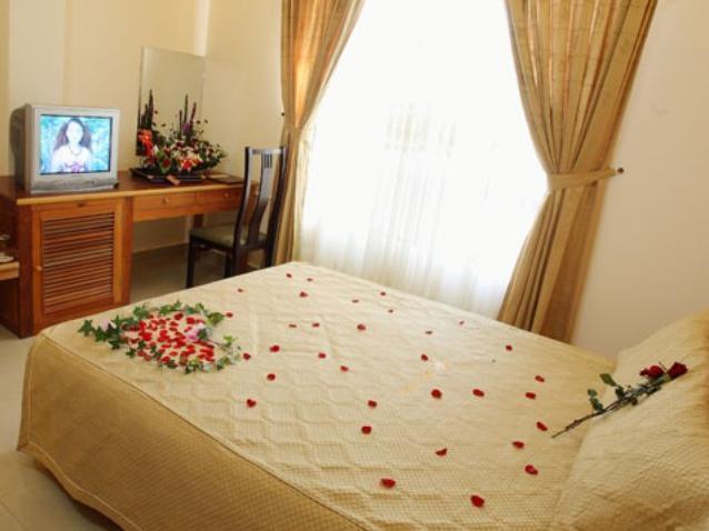 Gold Night Hotel Da Lat Zewnętrze zdjęcie