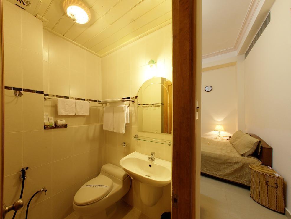 Gold Night Hotel Da Lat Zewnętrze zdjęcie