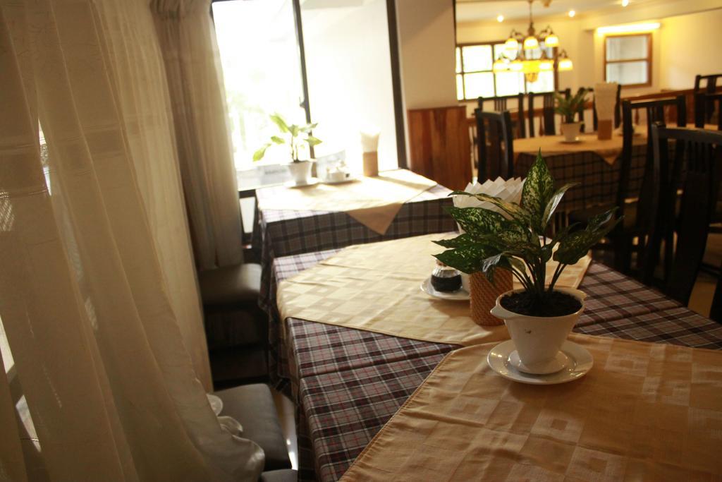 Gold Night Hotel Da Lat Zewnętrze zdjęcie